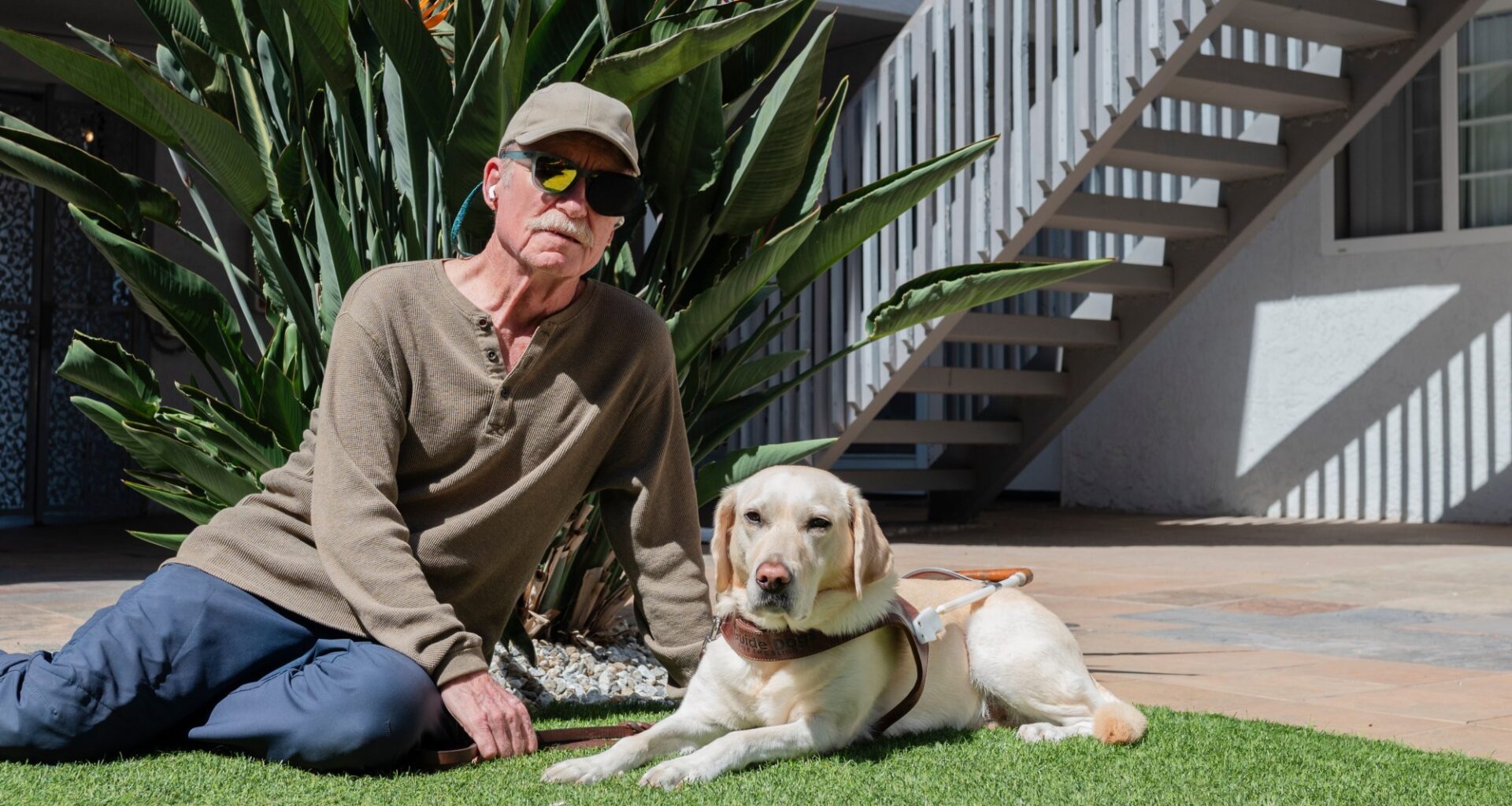 ‘My entire life’s purpose’: After losing eyesight, retired scientist advocates for others and leads local sensory hike