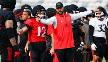 Aztecs football notebook: SDSU's QB situation a hot topic coming into Fresno State game