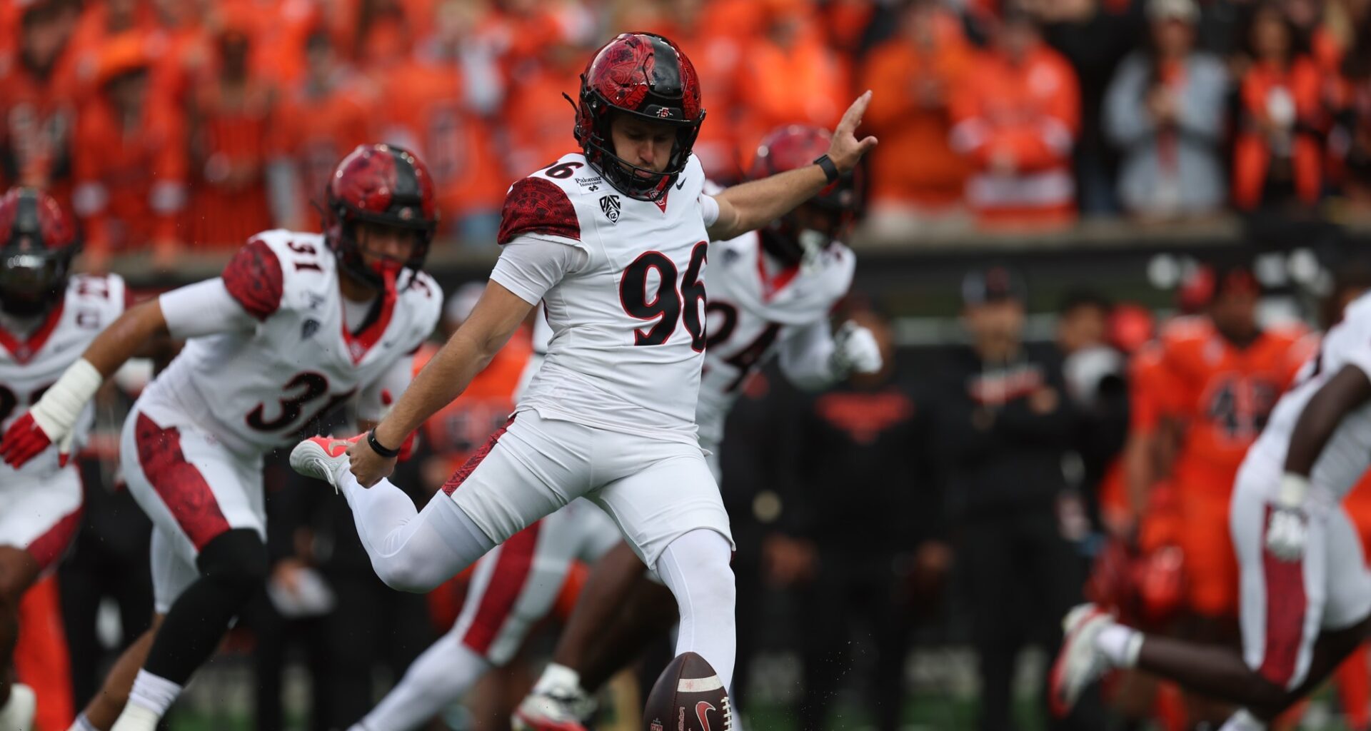 Aztecs completely overwhlemed in 66-14 loss at Oregon State