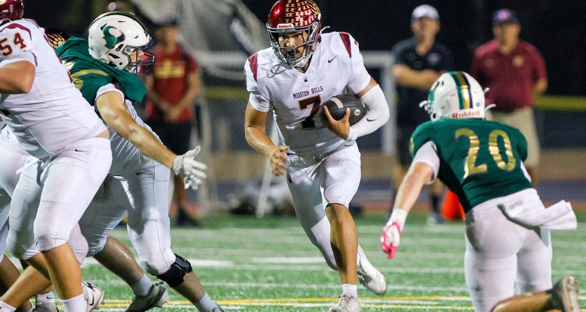 Mission Hills plays relentless ‘D’ against La Costa Canyon, winning 14-0 – San Diego Union-Tribune