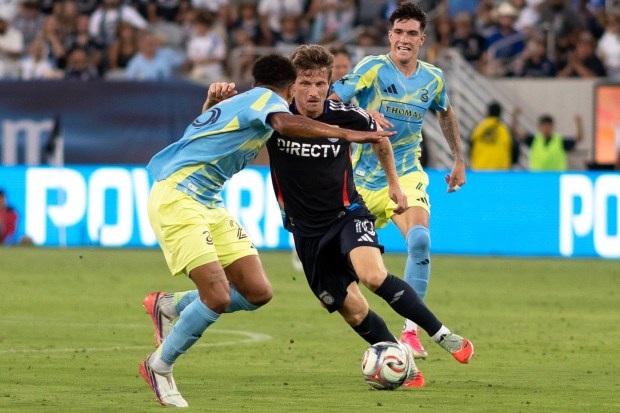 SDFC's Anders Dreyer fights for position during the club's Sept. 13 match against the Philadelphia Union at Snapdragon Stadium in San Diego, CA. (Xavier Hernandez for the UT)