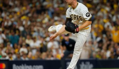 King-sized win: Padres use ace to close out Brewers, stave off elimination