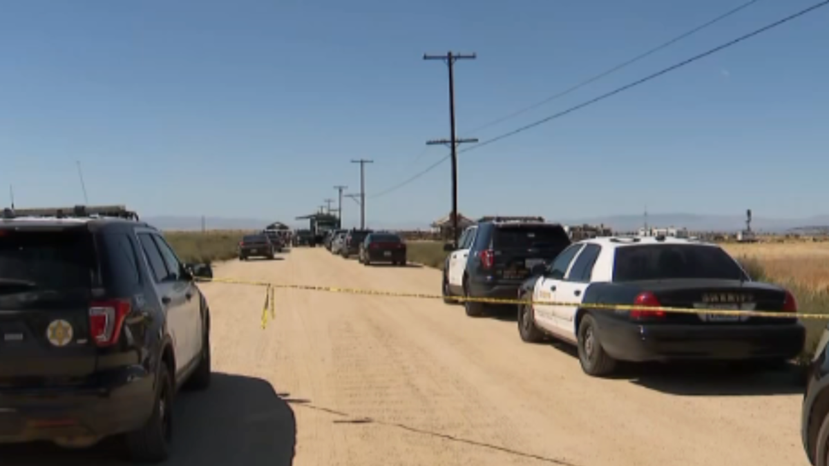 2 men found buried at Lancaster property identified as investigation continues – NBC Los Angeles