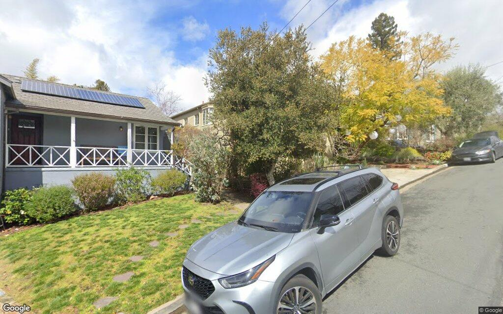 Single-family home in Oakland goes for $1.6 million