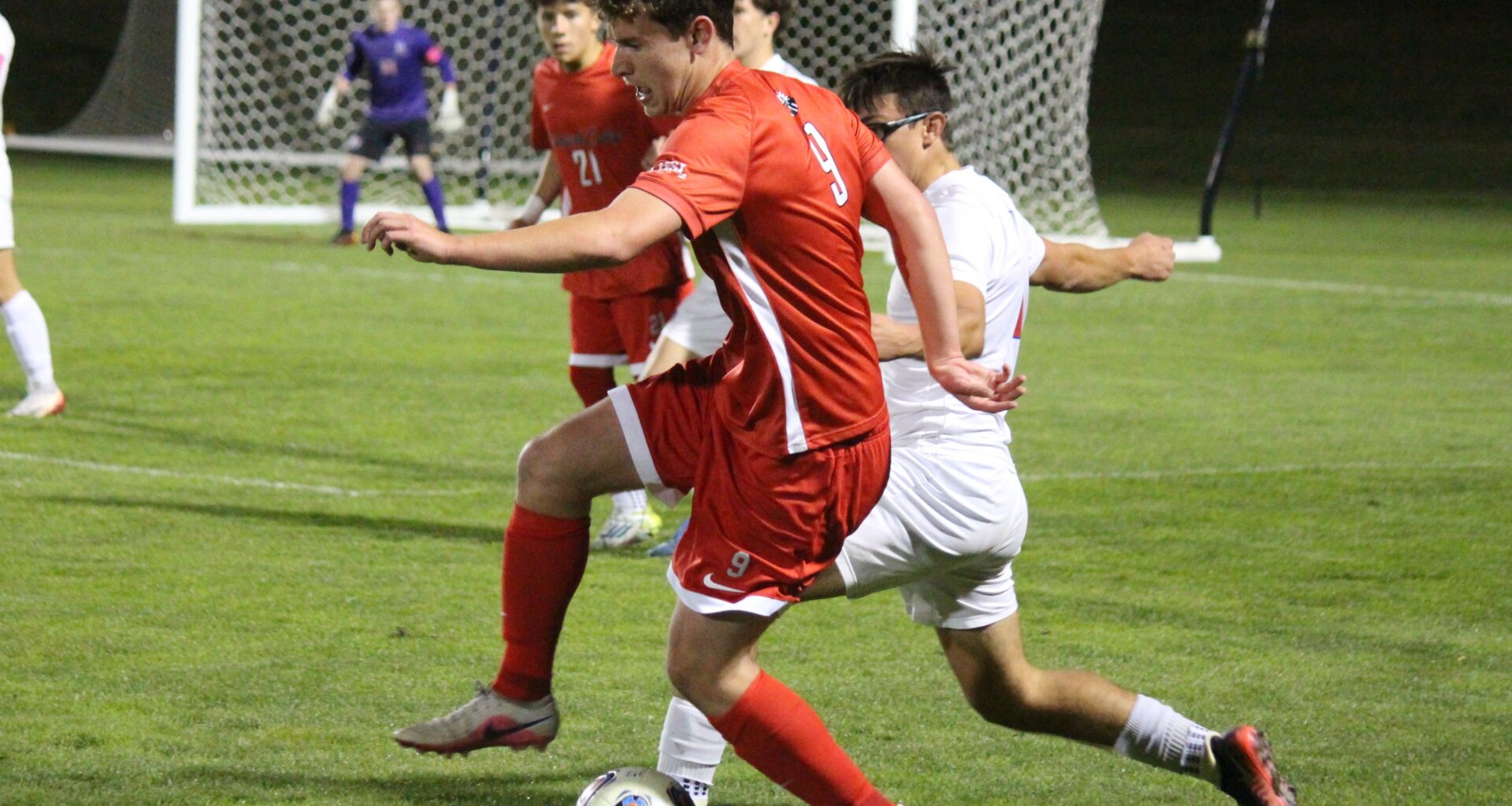 Eighth-ranked Orchard Lake St. Mary’s can’t crack St. Francis De Sales’ defense in CHSL Bishop championship – The Oakland Press