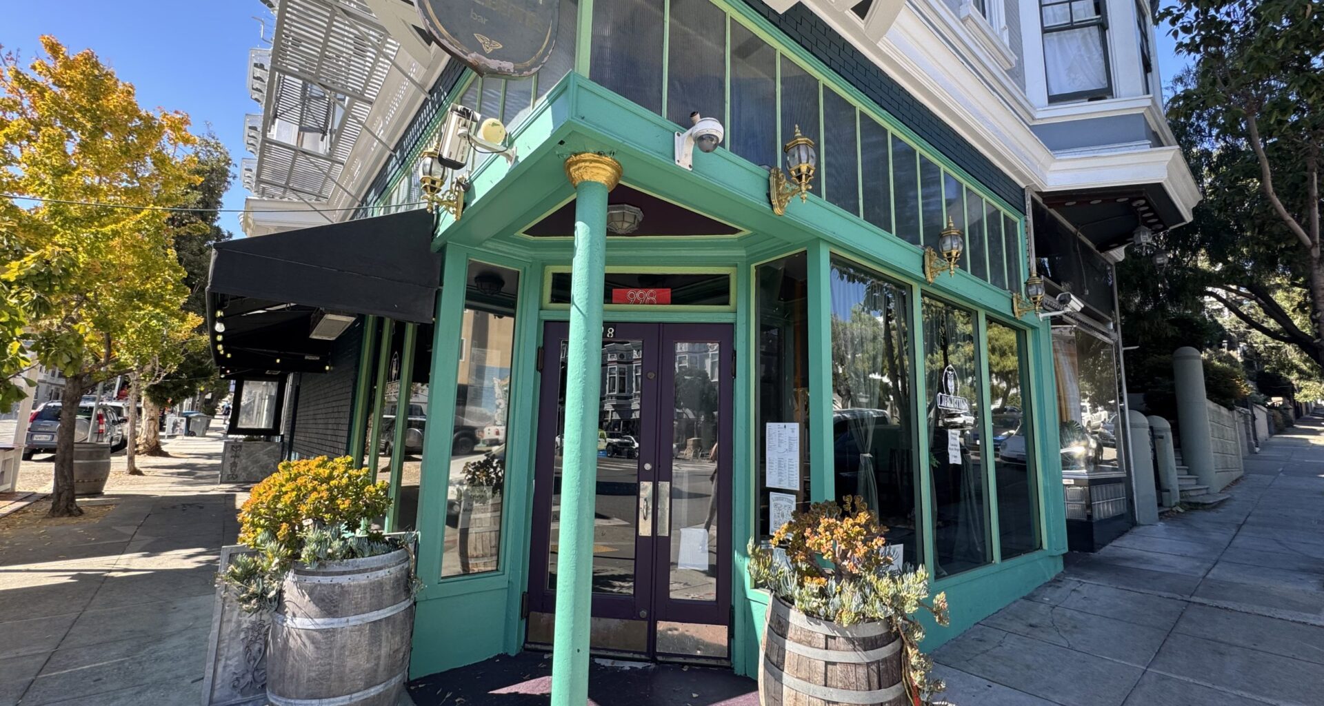 The Liberties at 22nd and Guerrero closes indefinitely