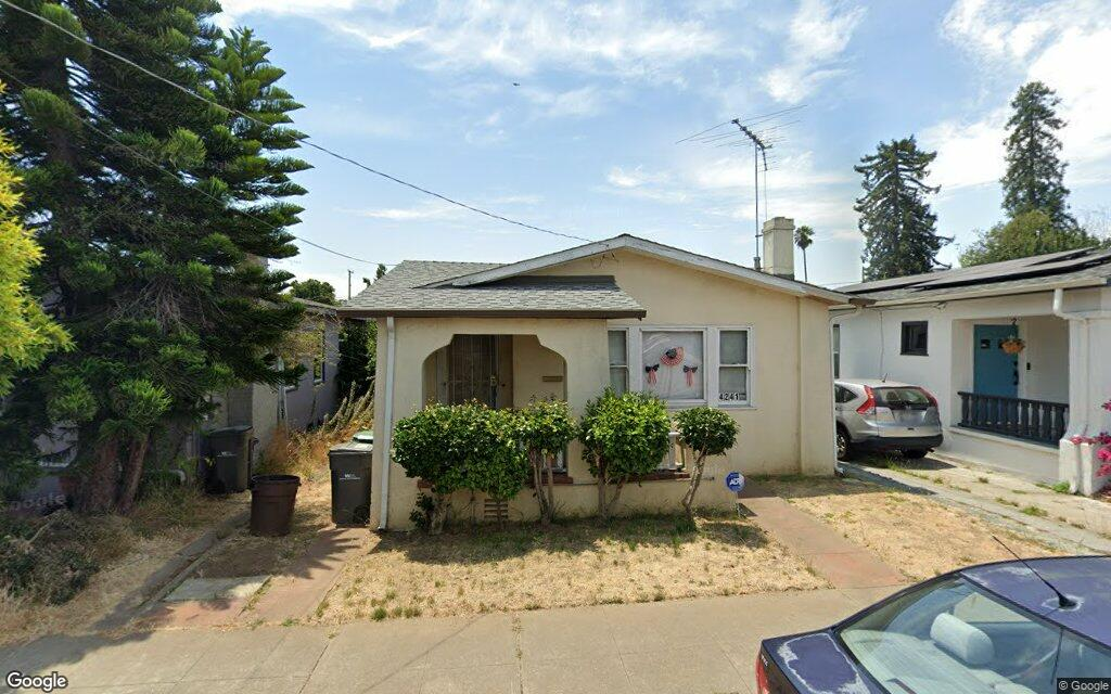 Two-bedroom home sells for $771,000 in Oakland