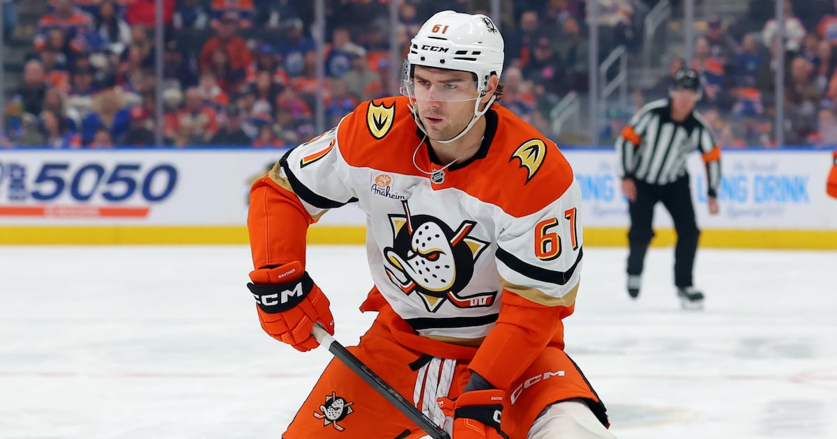 Anaheim Ducks’ Cutter Gauthier forced to leave game with upper-body injury