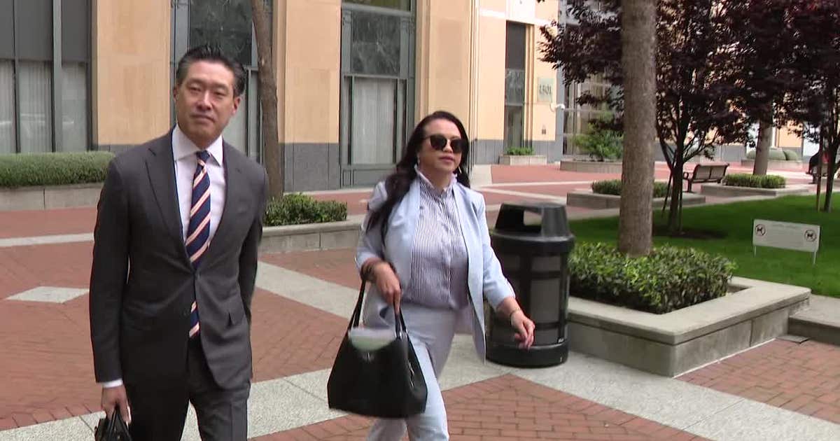Jury selection in corruption trial against former Oakland mayor, Duongs