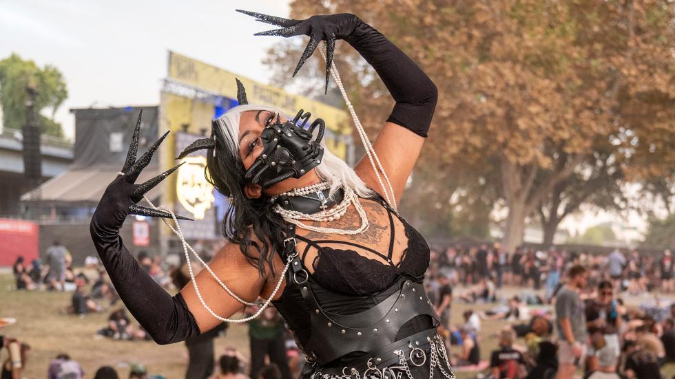 Here’s What People Wore to Aftershock in an October Heat Wave