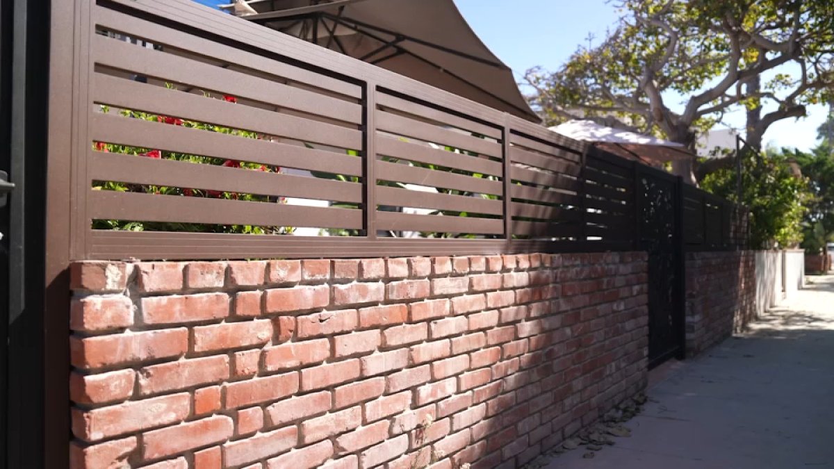 Mission Beach homeowner gets help with damaged aluminum fence – NBC 7 San Diego