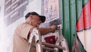 Sacramento artist brings Latino history to life with elaborate Southside Park mural
