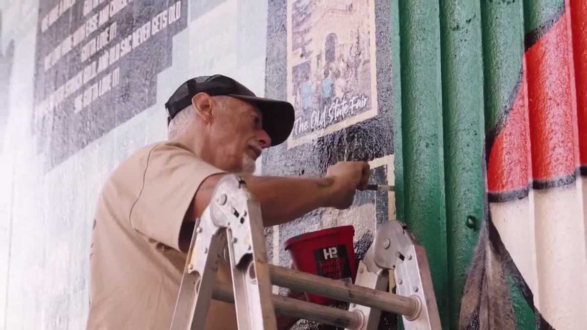 Sacramento artist brings Latino history to life with elaborate Southside Park mural