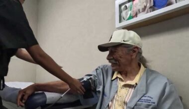 Edward James Olmos surprises Sacramento teens at school ceremony