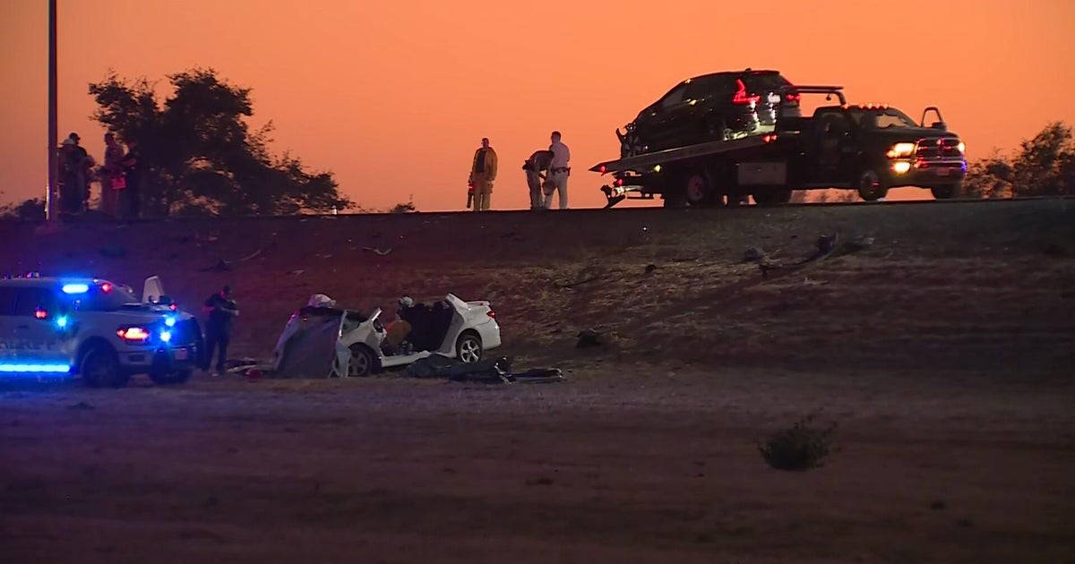 2 killed in head-on crash on Highway 99 in Sutter County