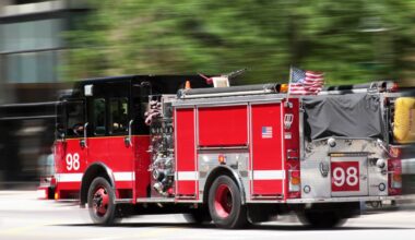 Brush fire burns in Santa Clarita – NBC Los Angeles