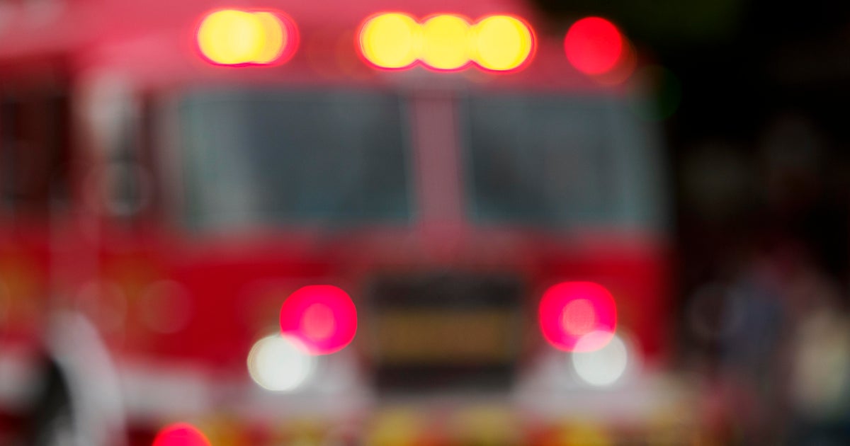 1 dead after fire breaks out at Oakridge Apartments in Oakdale