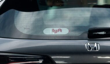 California, Lyft reach $272.5 million settlement over driver classification dispute