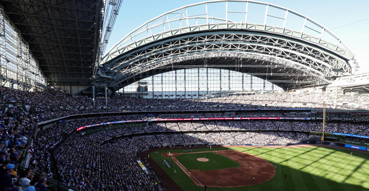 Who are Giants fans rooting for in NLCS Game 1?