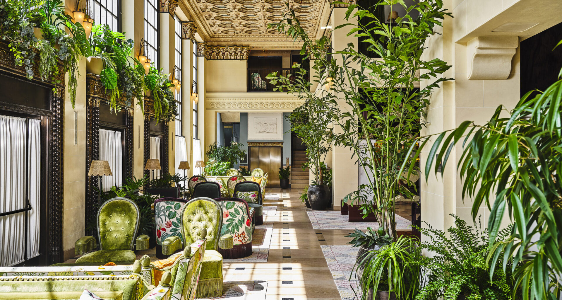 5 Los Angeles Hotel Lobbies You Can Enjoy Without Staying