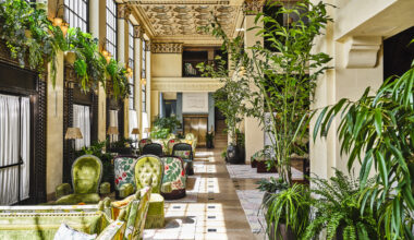 5 Los Angeles Hotel Lobbies You Can Enjoy Without Staying