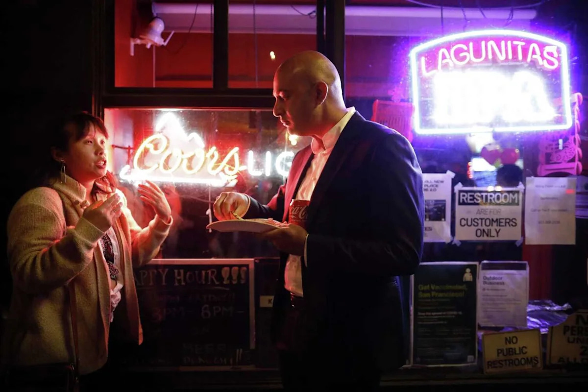 Red's Place, billed as the oldest bar in San Francisco's Chinatown, is closing