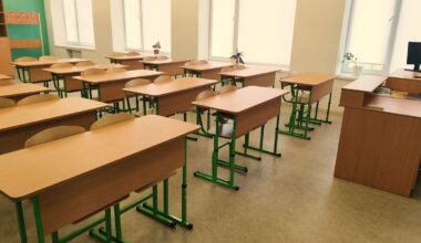 California school district struggles amid heatwave, with one classroom reaching 87 F: 'Not acceptable'