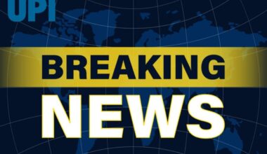 2 killed, 2 injured, 1 missing after helicopter crashes off California coast