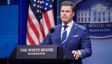 'SNL' spoofs USS Lincoln return, mocks Trump's San Diego comments