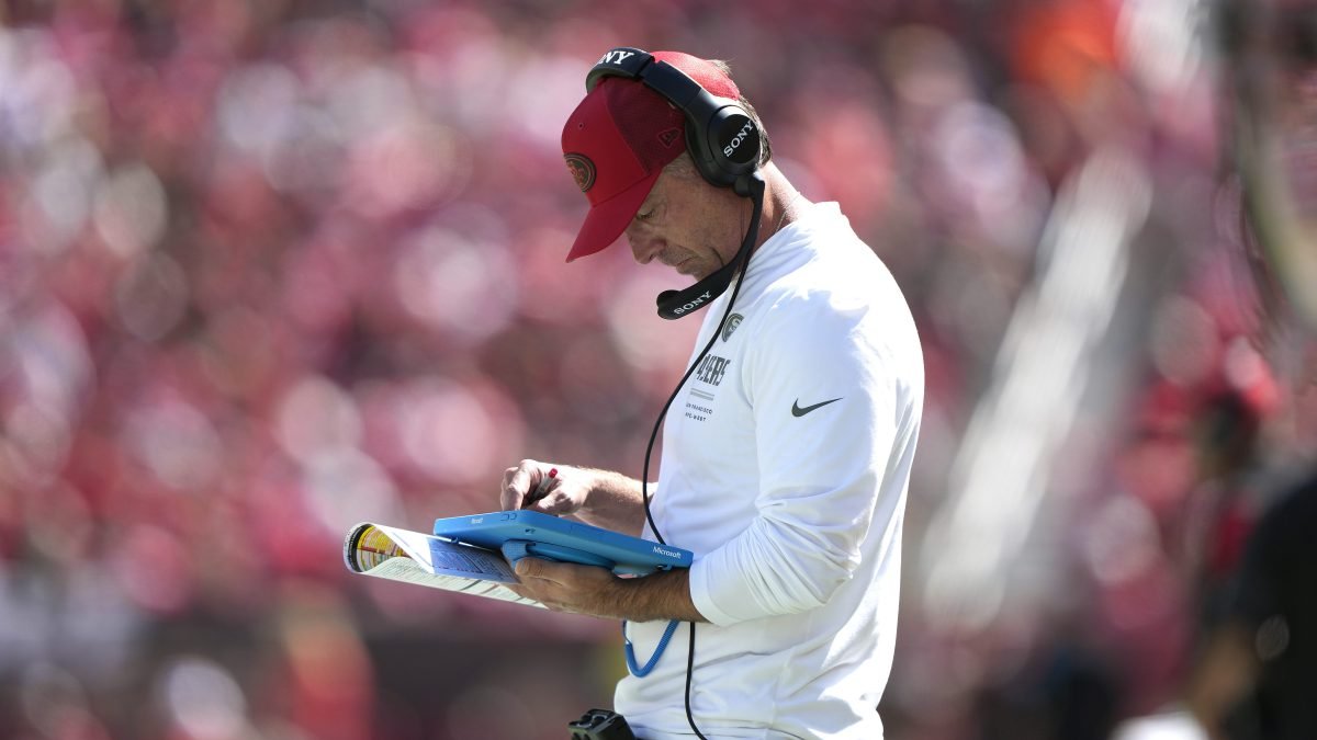 How Kyle Shanahan relies on 49ers ‘analytics guy’ in games – NBC Sports Bay Area & California