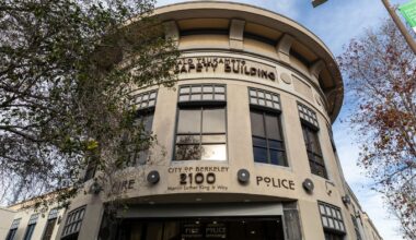 Fire forces Berkeley police, dispatchers to evacuate headquarters