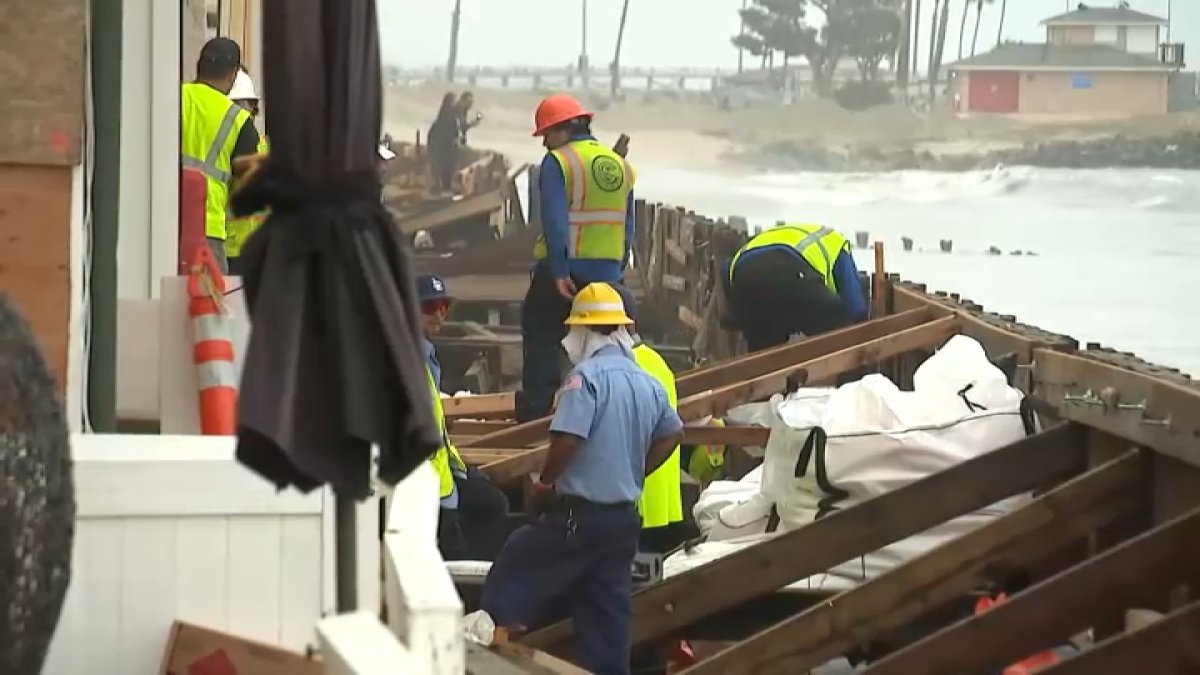 Parts of Long Beach Peninsula under evacuations amid strong waves – NBC Los Angeles
