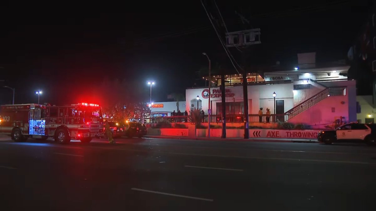 Shooting investigation underway in Northridge – NBC Los Angeles