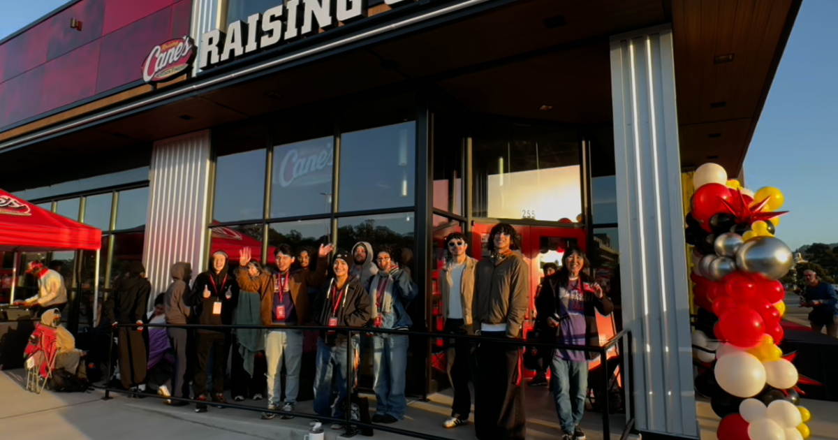 This Bay Area city got its second Raising Cane's in a span of weeks, drawing hundreds for the grand opening