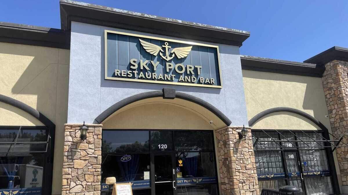 Aviator’s Restaurant lands a new spot and opens in Elk Grove