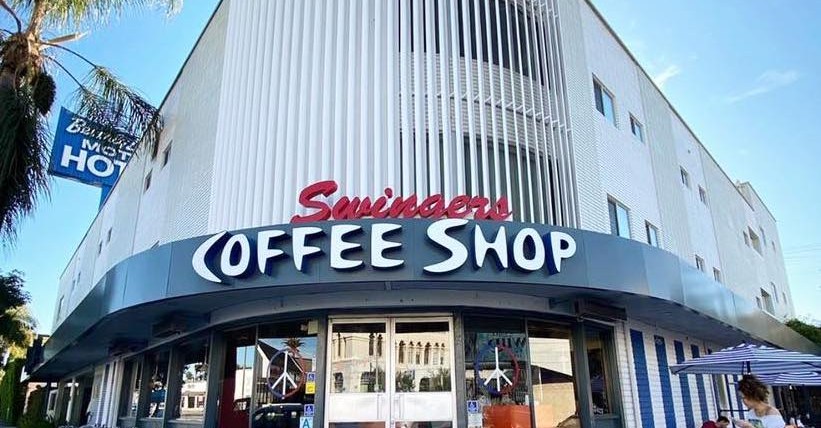 Legendary Los Angeles Diner Swingers Opens in Silver Lake’s Former All Day Baby Space
