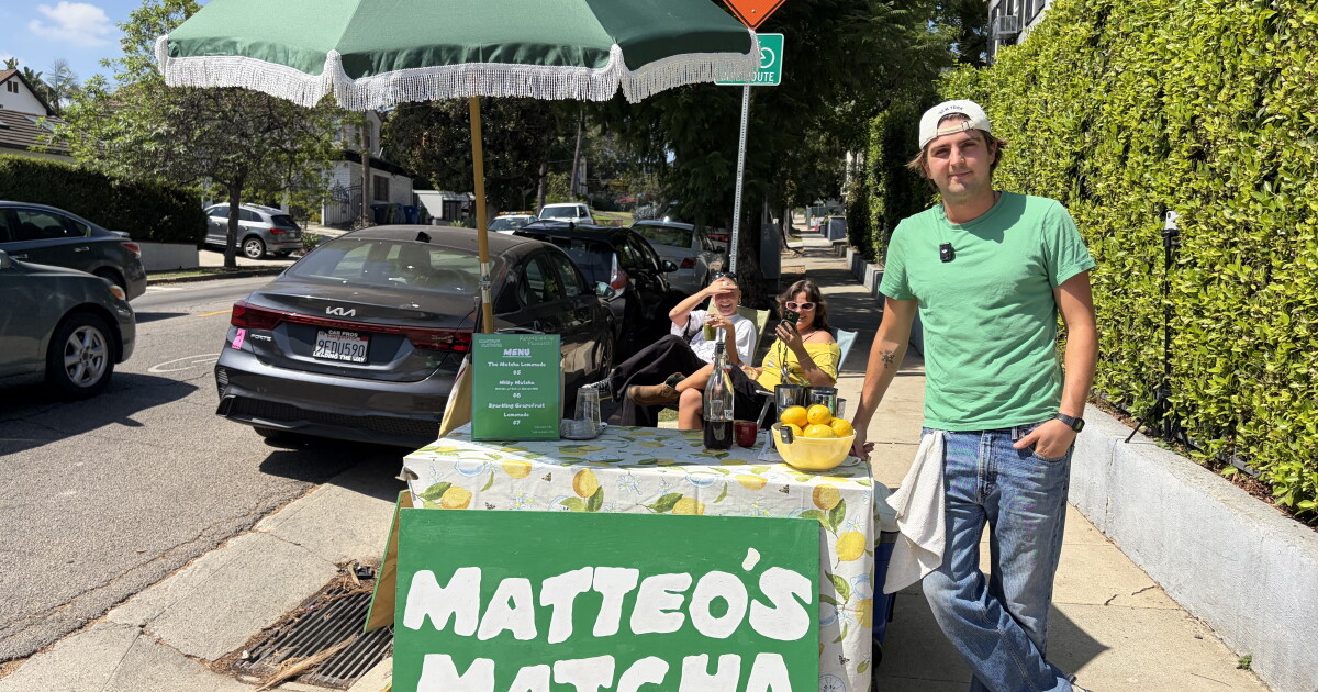 Matcha lemonade stand