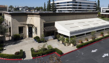 Scores of teen girls working at Calif. restaurant chain were groped, grabbed, federal agency says