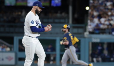 Brewers sweep Dodgers, shattering L.A.'s World Series three-peat hopes