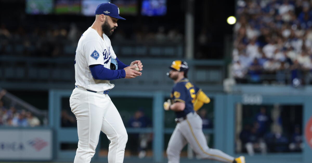 Brewers sweep Dodgers, shattering L.A.'s World Series three-peat hopes