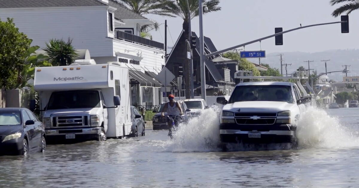 Newport Beach, other coastal spots hit by flooding prepare for more damage