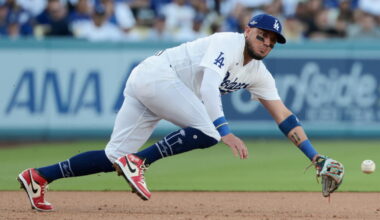 Miguel Rojas announces his retirement after Dodgers' NLCS loss