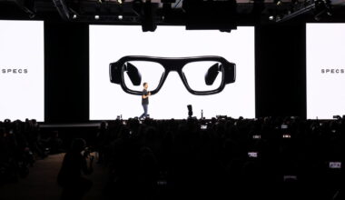 Snap investor pushes company to sell stake in eyewear business