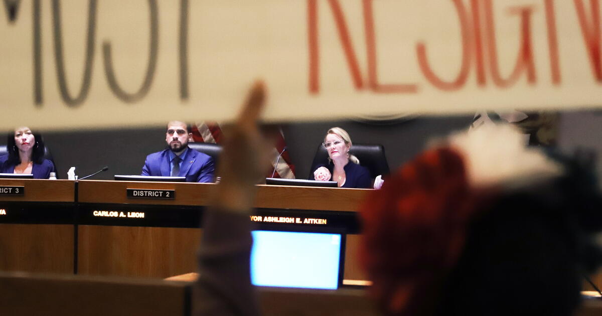 Claim that Anaheim mayor called staffer 'dirty Mexican' is old hat in O.C. politics