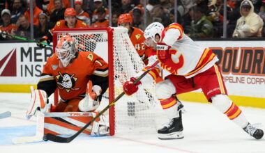 Ducks toppled by the winless Flames