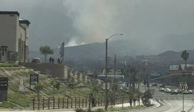 Crews gain ground on fast-moving Bike fire in Santa Clarita