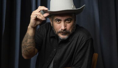 With 10 cats and a cowboy hat, Alfred Robles is building his comedy career