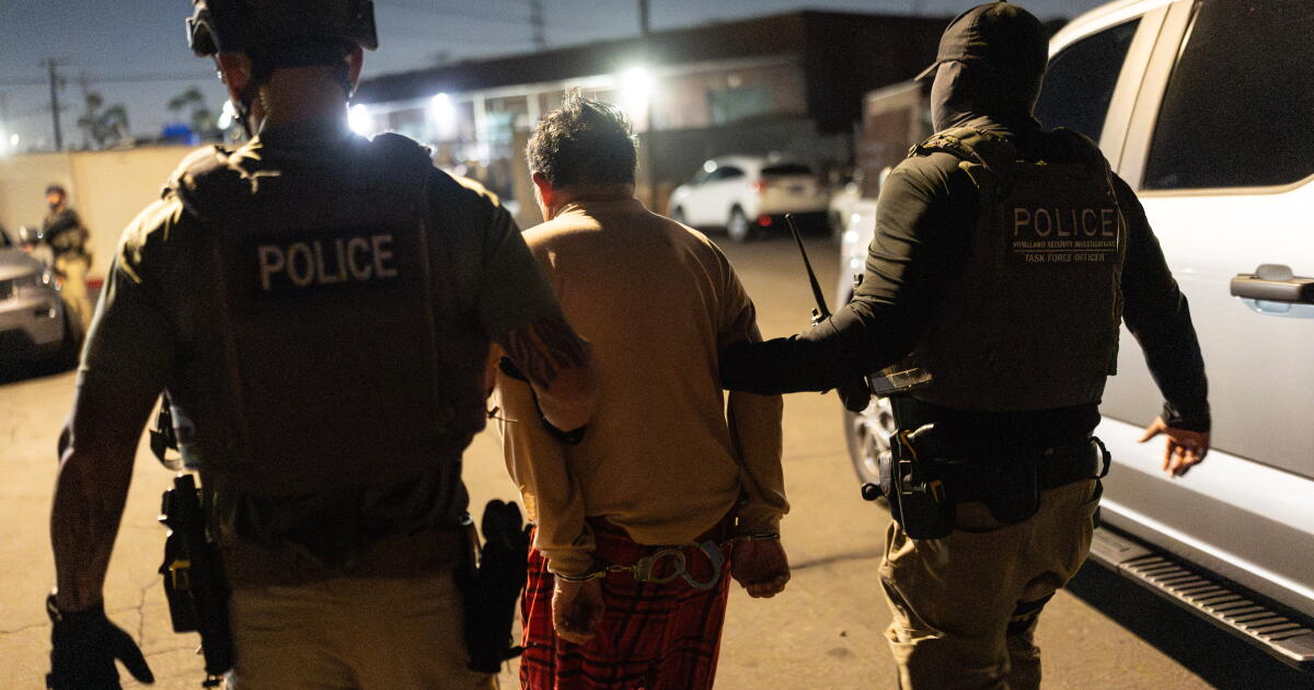 Feds arrest alleged noncitizen voters amid California election fight