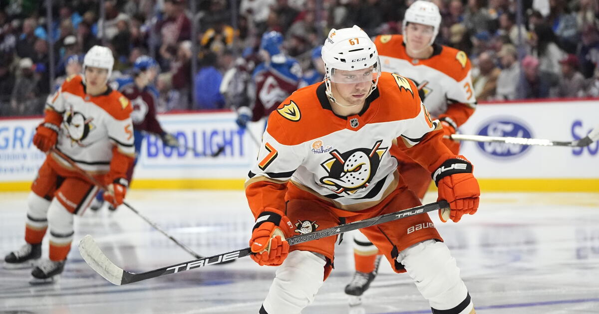 Ducks sign defenseman Tristan Luneau to six-year, $43.2-million deal