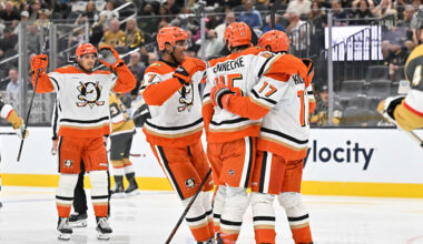 Killorn Gets the Tip-In | Anaheim Ducks
